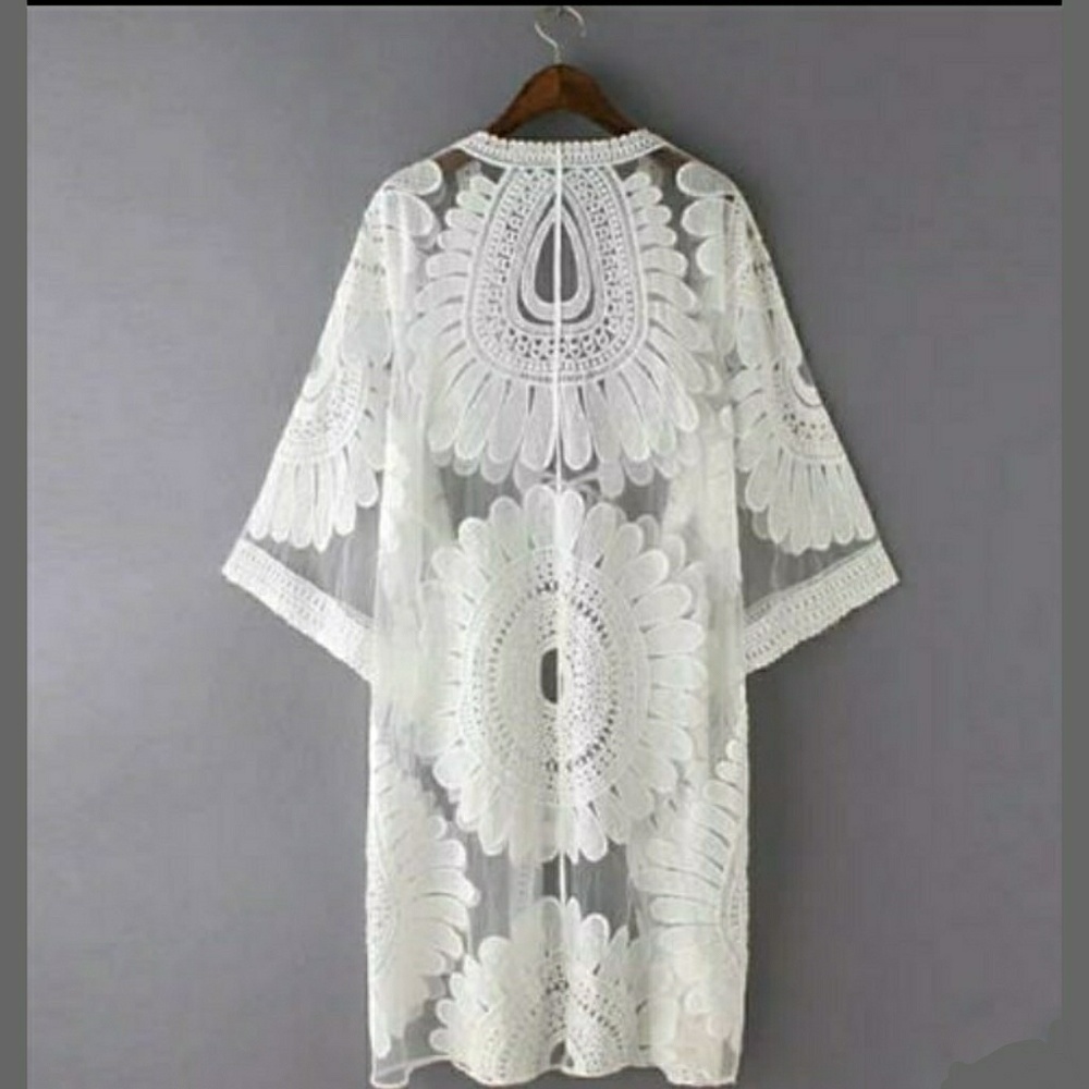 ✔ONLY 1 LEFT✔-NWT- BOHO WHT  LACE COVER-UP/ KIMONO - Picture 5 of 6